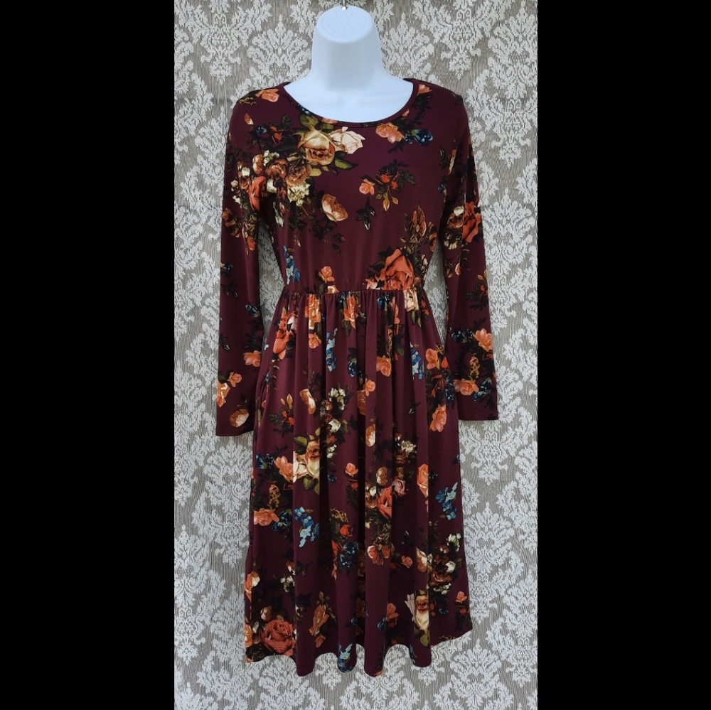 Cranberry Floral Dress with Pockets!